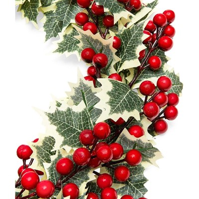Artificial Christmas Wreath with Holly Berries for Front Door Decoration