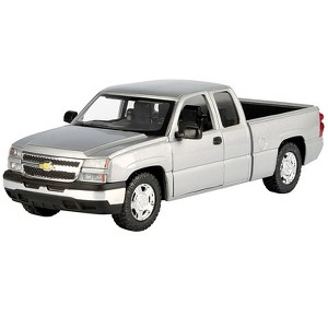 2006 Chevrolet Silverado 1500 Pickup Truck Gray Metallic "Timeless Legends" Series 1/25 Diecast Model Car by Motormax - 1 of 1