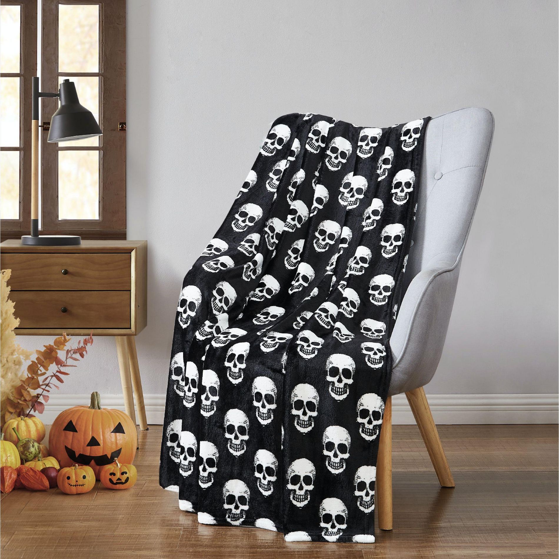 Kate Aurora Halloween Skulls Plush Fleece Throw Blanket 50x70