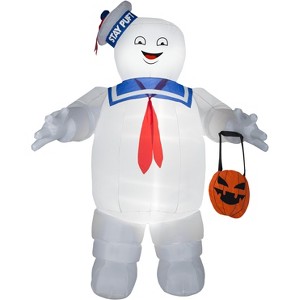 Gemmy Airblown Inflatable Stay Puft w/Pumpkin Tote Giant Ghostbusters , 10 ft Tall, White - 1 of 2