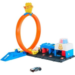 Hot Wheels Toy Car Track Set, Super Police Station Playset with 1:64 Scale Die-Cast Vehicle, Adjustable Loop for Multiple Ways to Race & Stunt - 1 of 4