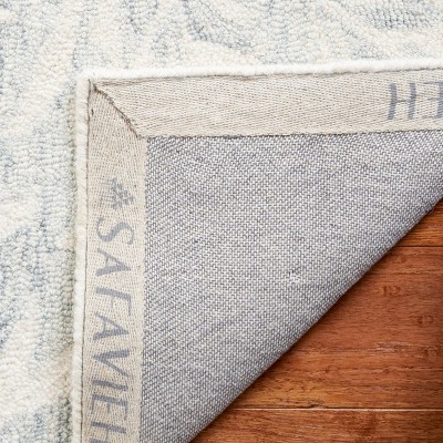 Light Gray Floral Hand-Tufted Wool Area Rug, 3' x 5'