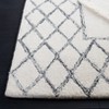 Casablanca CSB990 Hand Tufted Area Rug  - Safavieh - 2 of 4