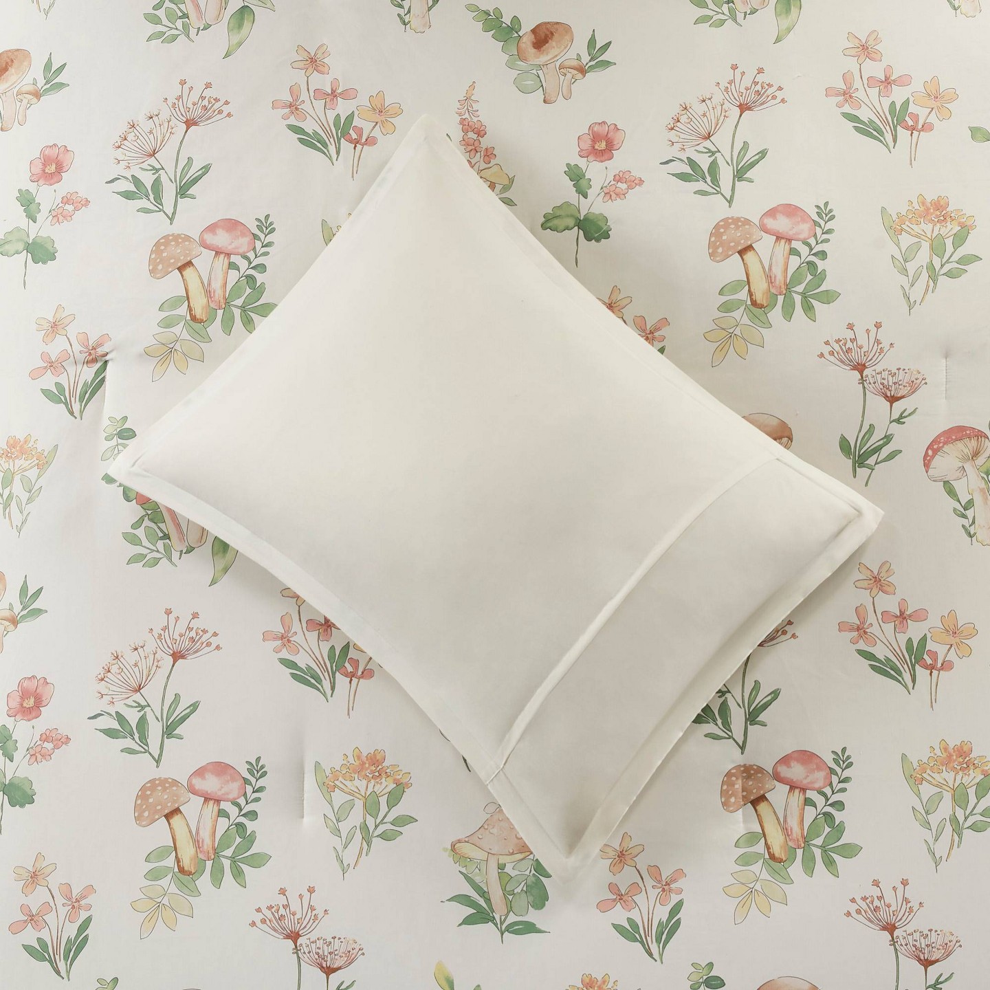 Комплект с одеялом Intelligent Design Full/Queen Mina Mushroom Garden Comforter Set: Hypoallergenic Floral Bedding for Teens & All Ages, цвет: С принтом — фото 4