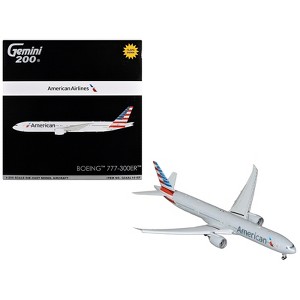 Boeing777-300ER scale1:200 模型 Boeing 777-300ER Commercial Aircraft w/Flaps Down Configuration