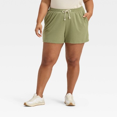 Women's Leisure Studio Mid-Rise Pull-On Shorts - Universal Thread™