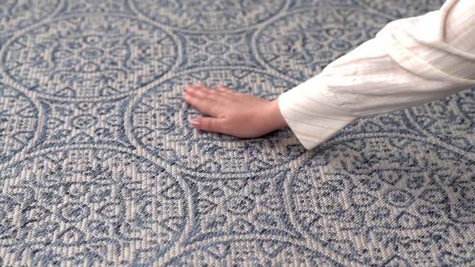 World Rug Gallery Transitional Floral Circles Textured Flat Weave Indoor/Outdoor Area Rug, 2 of 10, play video