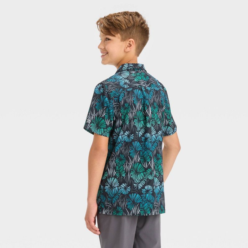 Boys&#39; Woven Shirt - All In Motion™, 3 of 5