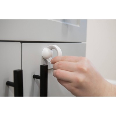White Magnetic Cabinet and Drawer Lock with Key, 4-Pack
