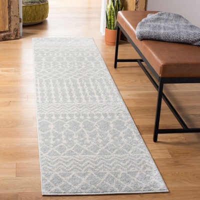 Tulum Light Gray and Ivory Geometric Runner Rug