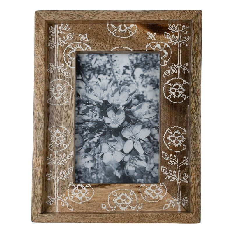 White Flower Print 4 X 6 Wood Photo Frame - Foreside Home & Garden, 1 of 8