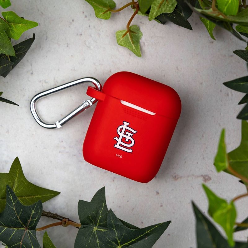 MLB St. Louis Cardinals AirPods Case Cover, 3 of 4