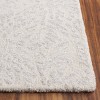 Glamour GLM620 Hand Tufted Indoor Rugs - Safavieh - 3 of 4
