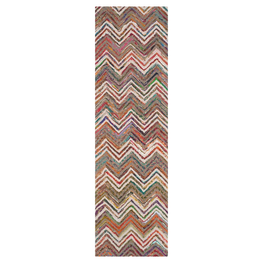 Beige/Gray Chevron Tufted Runner 2'3inx6' - Safavieh