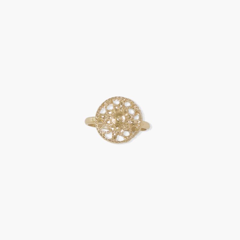 sanctuaire Dainty Filigree Ring Gold, 1 of 4