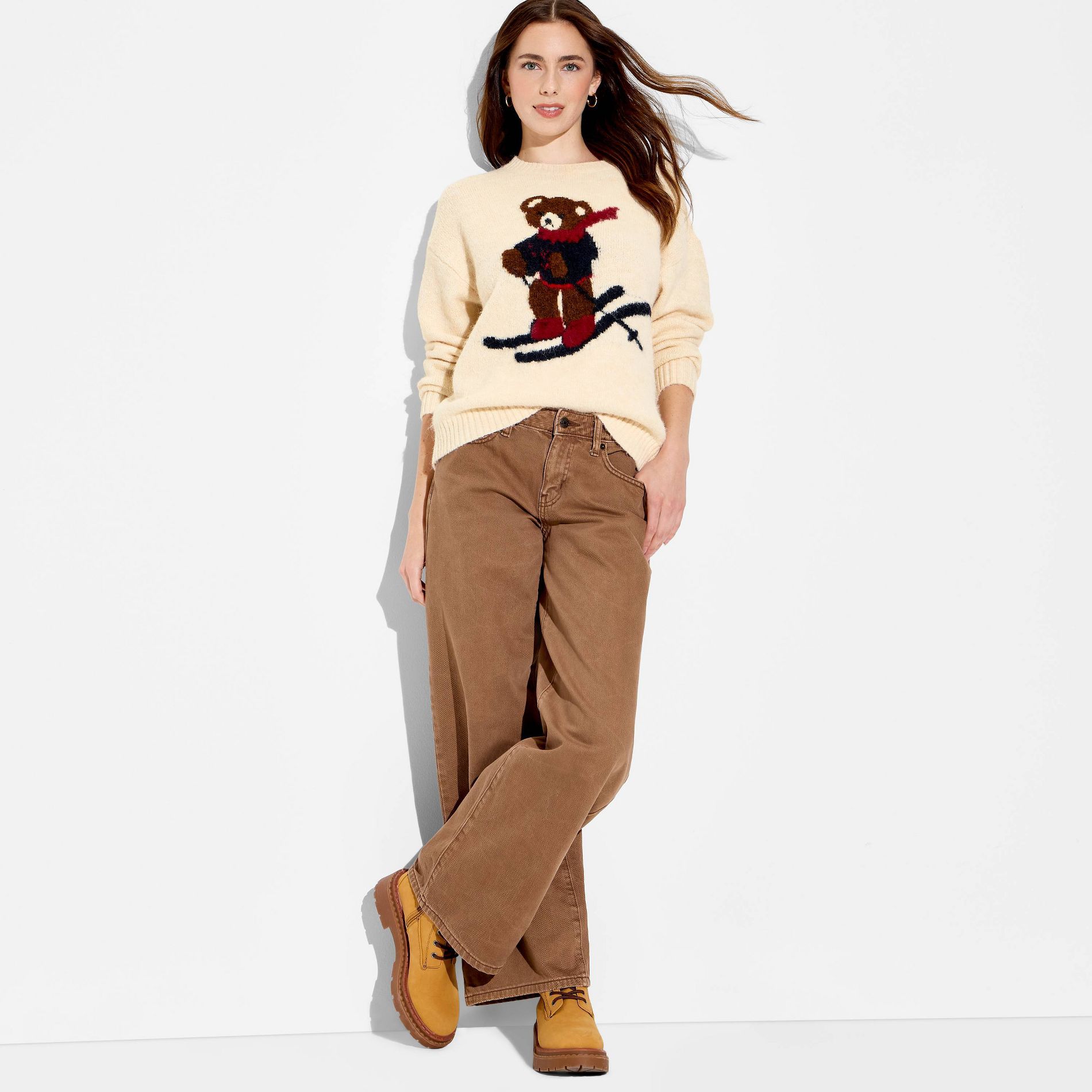 Women's Crewneck Pullover Heritage Novelty Sweater - Wild Fable™ Off-White Bears XL
