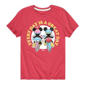 Boys' - Disney - Everyday Is A Great Day Short Sleeve Graphic T-Shirt - 1 of 4
