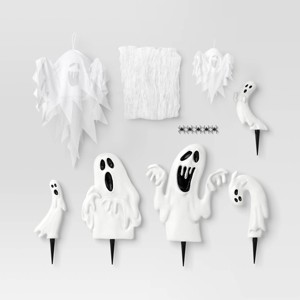 20" Ghosts Scene Setter Halloween Decorative Prop Kit - Hyde and EEK! Boutique™ - 1 of 3