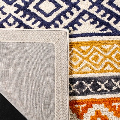 Ivory Elegance Round Hand-Tufted Wool Area Rug - 59 in