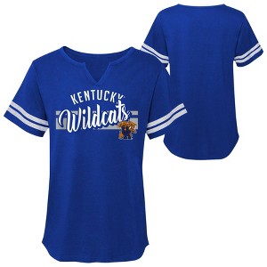 NCAA Kentucky Wildcats Girls' Short Sleeve V-Neck Notch T-Shirt - 1 of 2
