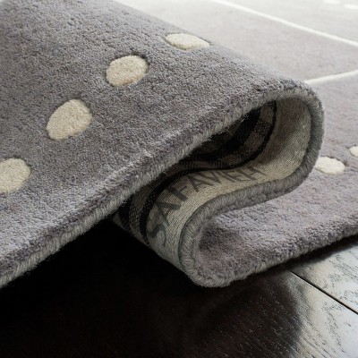 Hand-Tufted Silver and Ivory Wool 5' Square Area Rug