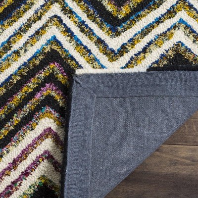 Ivory and Black Chevron Hand-Tufted Wool Area Rug, 6' x 9'