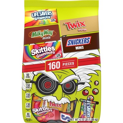 Assorted Halloween Chocolate and Gummy Candy Variety Pack - 66.44oz/160ct
