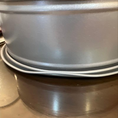 Nordic Ware 9” Nonstick Springform Pan, Rose Gold, Carbon Steel 