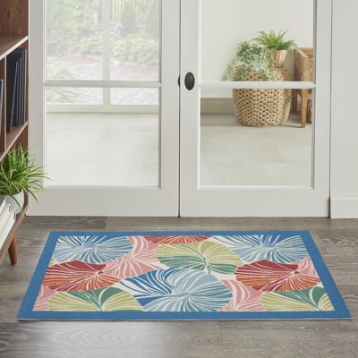 Multicolor Tropical Leaf Pattern Synthetic Indoor/Outdoor Area Rug 2'3" x 3'9"