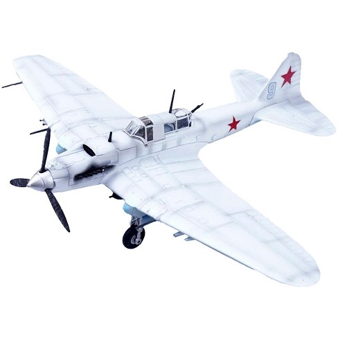 Ilyushin Il-2 Shturmovik Aircraft White 