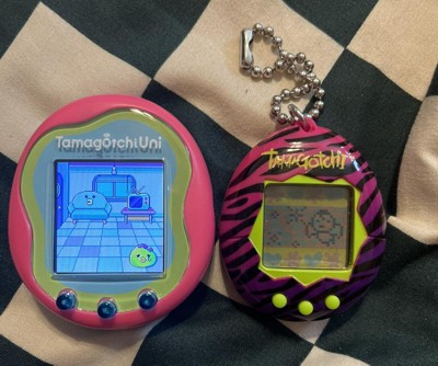 Bandai UNI Tamagotchi Pink