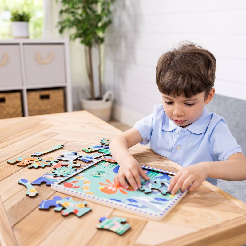 Melissa &#38; Doug Wooden Underwater Jigsaw Spinning Gear Puzzle &#8211; 18pc, 6 of 11