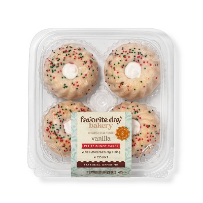 Holiday White Bundt Cakes with White Icing Filling - 4ct/5.65oz - Favorite Day™