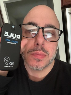 Guest review image 2 of 3, zoom in