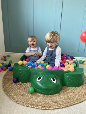 Kinetic Sand Surprise in my @Little Tikes turtle sandbox part 2 ! 🐢