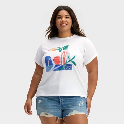 Women's Short Sleeve Pullover Graphic T-Shirt - Universal Thread™