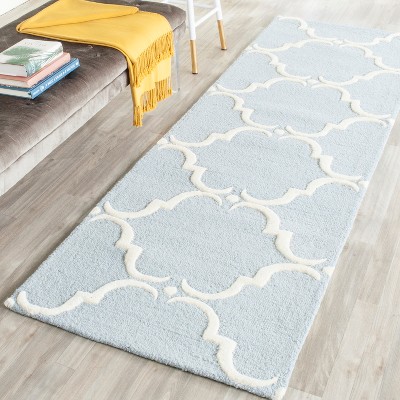 Handmade Blue and Ivory Wool Tufted Area Rug
