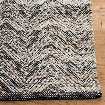 Bohemian Bliss Hand-Woven Kilim Wool Area Rug - Multicolor