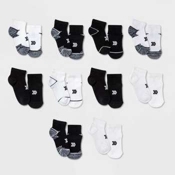 Kids' 10pk Ankle Socks - All In Motion™ Black/White