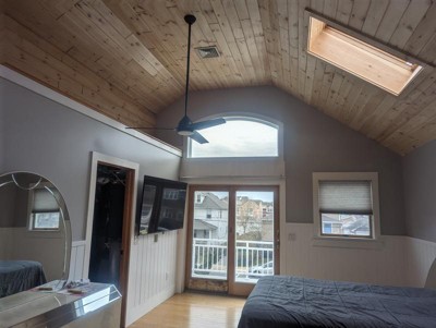 Guest review image 1 of 2, zoom in