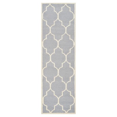 2'6"x8' Runner Aleander Rug II Silver/Ivory - Safavieh