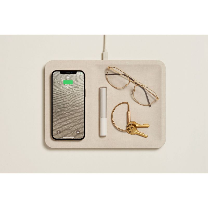 Courant Essentials CATCH:3 Single-Device Wireless Charger with Accessory Tray, 3 of 8