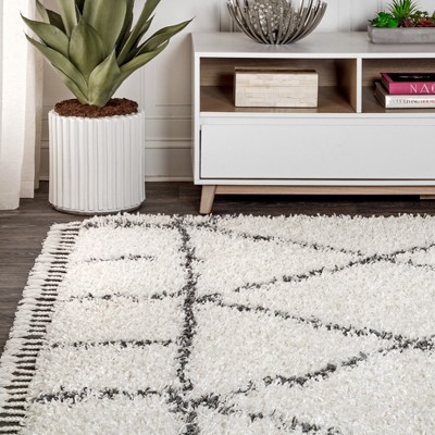 Reversible Grey/Cream Moroccan Trellis 4' x 6' Shag Rug