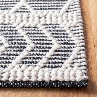 Natura Black and Ivory Hand-Tufted Wool Area Rug