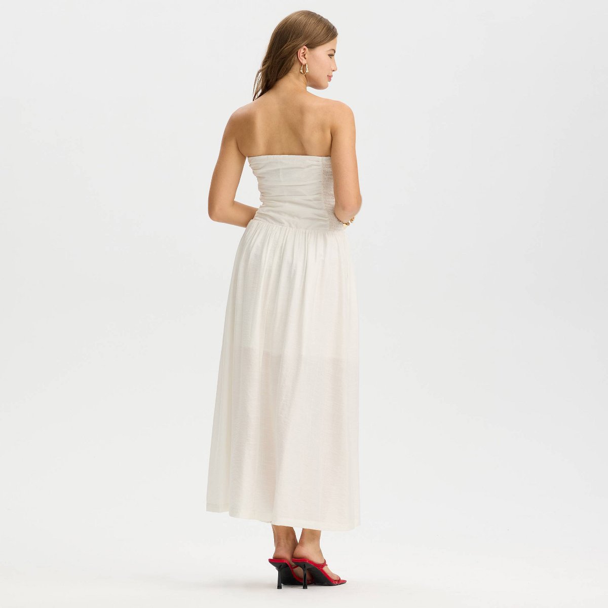 Женские платья A New Day Women's Sleeveless Ruched Midi A-Line Dress - A New Day™ Cream XL — фото 2