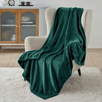 Bedsure Flannel Blanket – Solid Color Plush Throw, Ultra Soft and Fuzzy, 300GSM Lightweight Cozy Blanket for Bed or Sofa