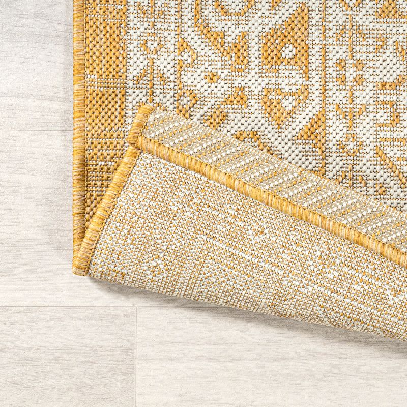Sinjuri Medallion Textured Weave Indoor/Outdoor Area Rug - JONATHAN Y, 5 of 14