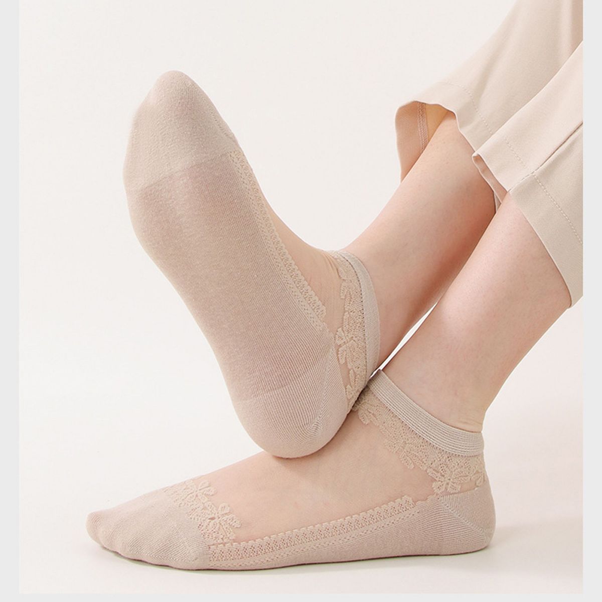 Anna-Kaci 6 Pairs Women's Sheer Mesh Ankle Socks with Soft Knit Sole and Delicate Lace Trim Lightweight Breathable Low-Cut Design - thumbnail 3