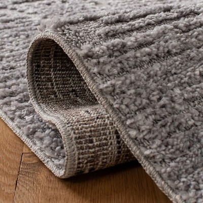 Gray Square Synthetic Diamond Pattern Area Rug, 6'7" x 6'7"