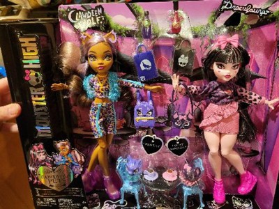 Monster High Faboolous Pets Draculaura And Clawdeen Wolf Fashion Dolls With  Two Pets (target Exclusive) : Target